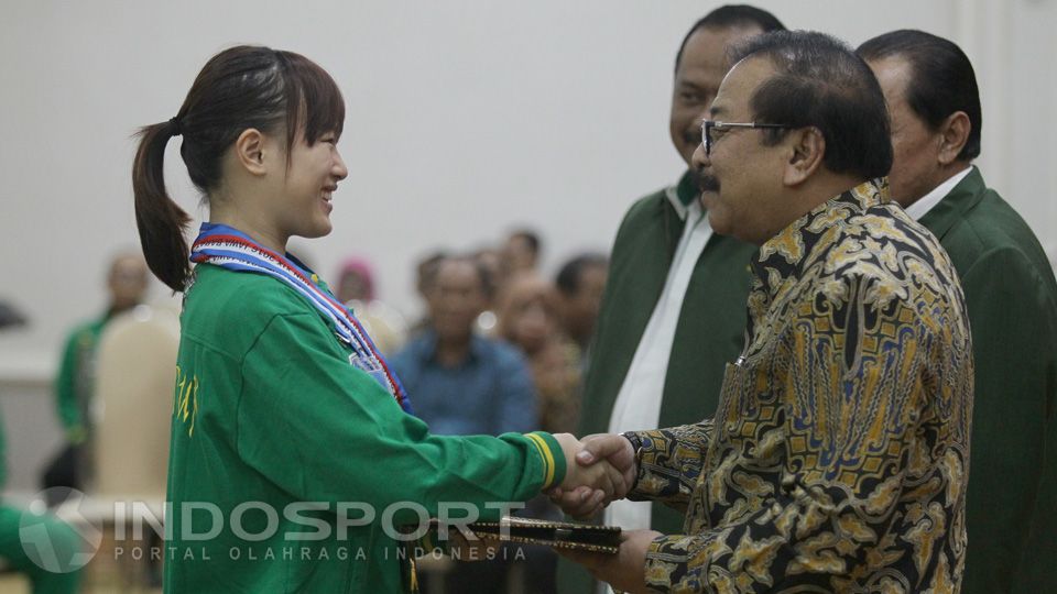 Gubernur Jatim Soekarwo di Gedung Grahadi, Surabaya. Copyright: © Fajar Kristanto/INDOSPORT